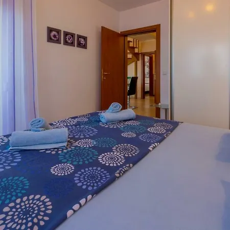 Apartment 茨里克韦尼察